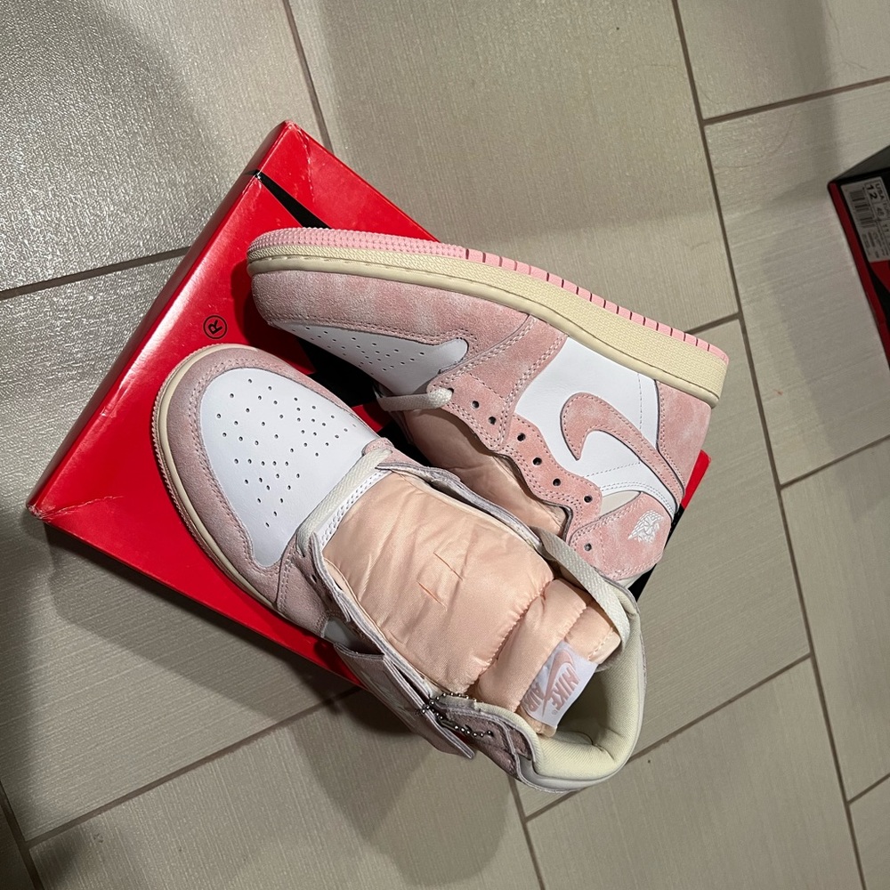 Jordan one washed pink